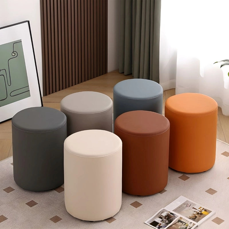 The absence of visible legs and minimal seams keeps the visual form uninterrupted, aligning with minimalist decor. 