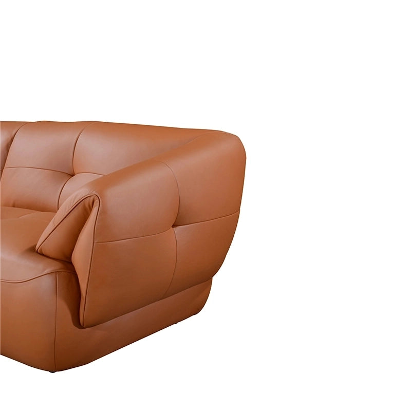 Built on a neem wood frame with pocketed springs and ergonomic cushioning, it ensures seating comfort and long-term durability.